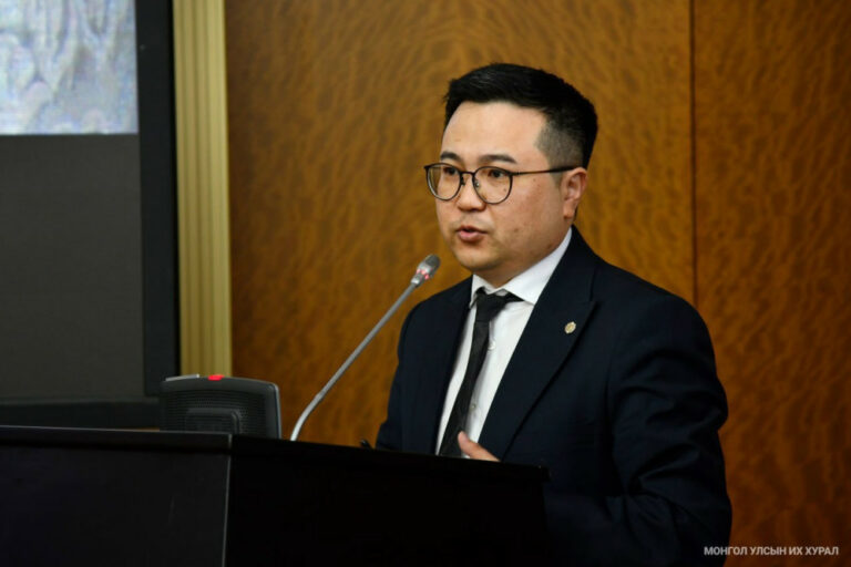 08502C2C-948C-4246-A0A3-F07B814AAD03