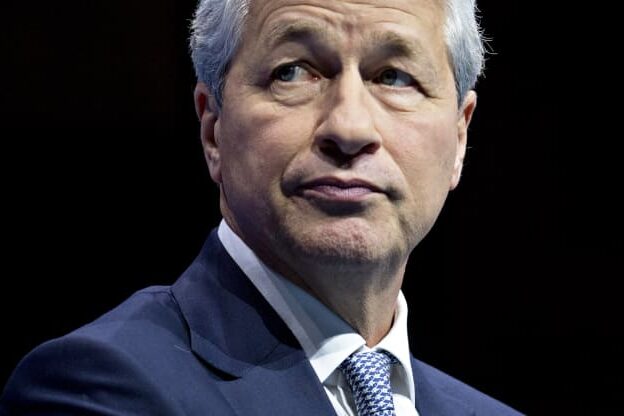 105665616-1568898524310jamie