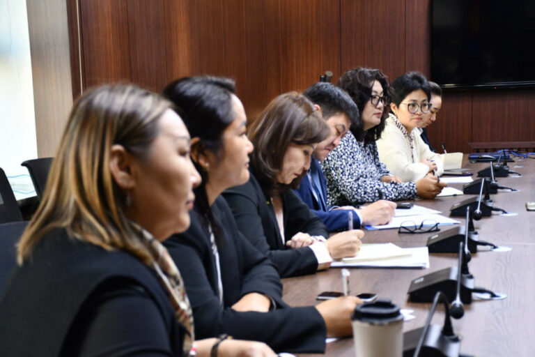 1144CE19-6EB7-483E-BD71-EF5754FA32C5