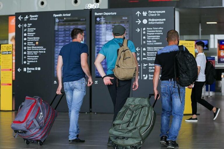 Russia resumes flights with Turkey