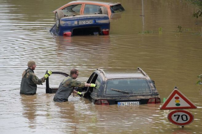 210717190001-06-western-europe-flooding-0717-germany-exlarge-169