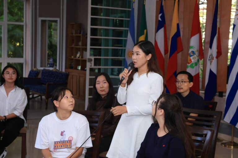 376565371_1052345076017176_776469752444244761_n-1024×683