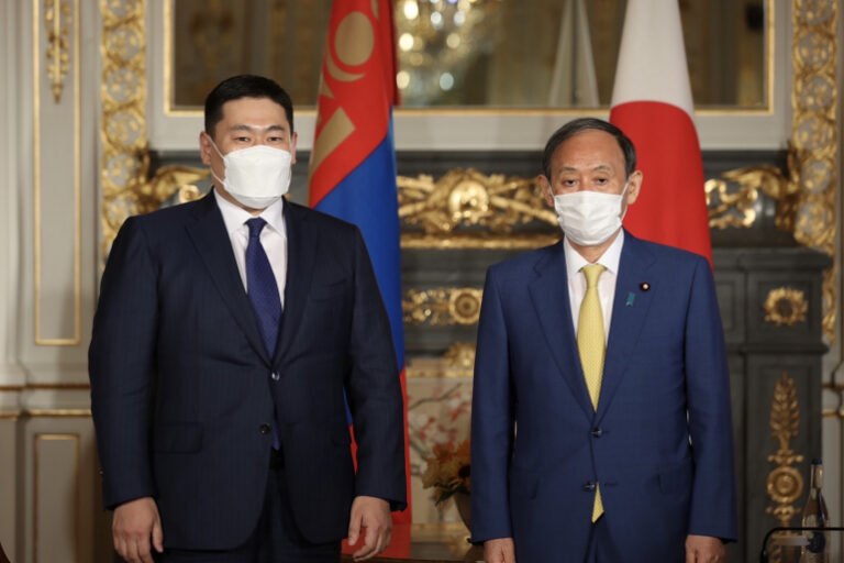 38GCp06gqC43mjITLpau_Qr5OtxW