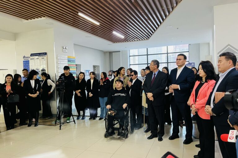 394257068_694938819338367_8199474709447558439_n