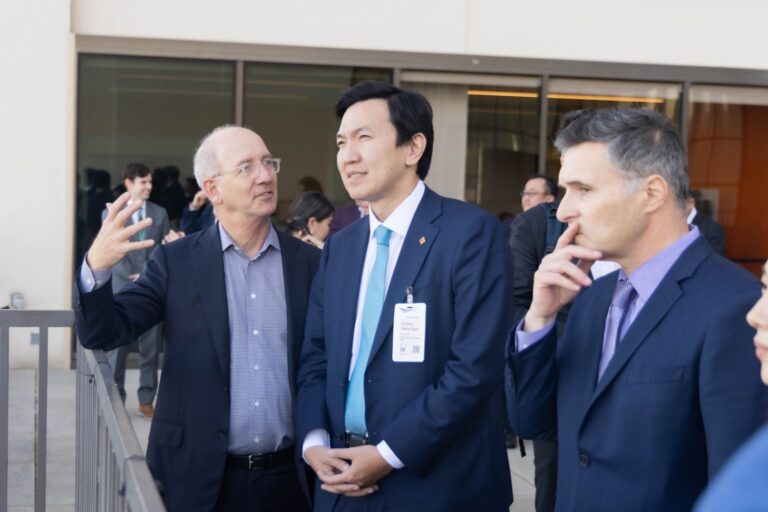 3A43357B-24B8-4A2C-B3C9-3FBE5846435B