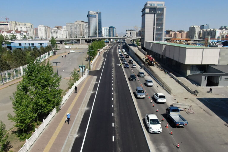 62b04b9f1c2d8e53a12a1b89