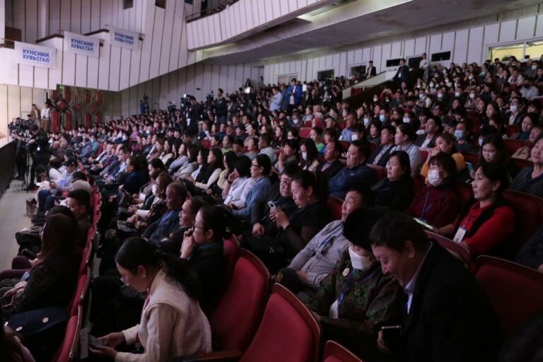 637477945a63e87dbc5272cc