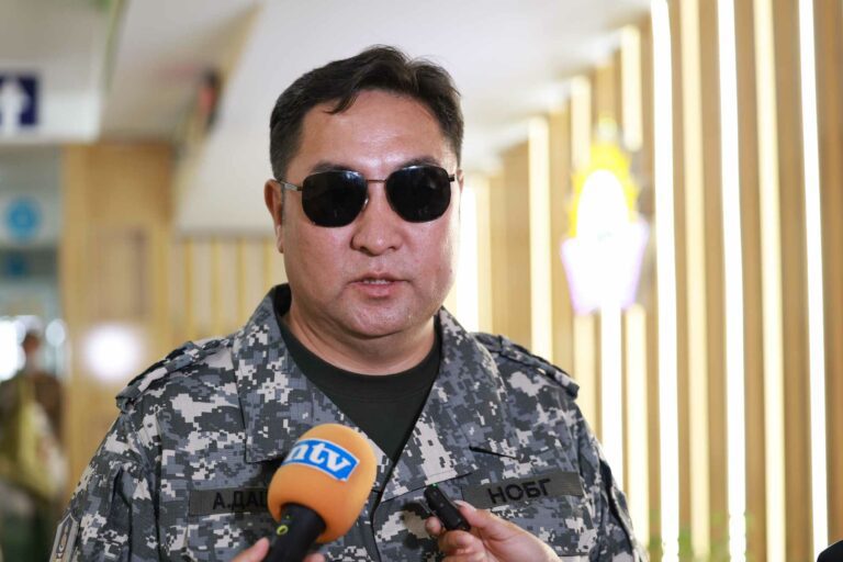 64d064361431cf7f0c8d87a3