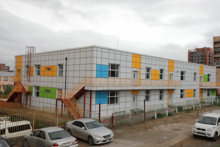 64d0704a1431cf7f0c8d87a4