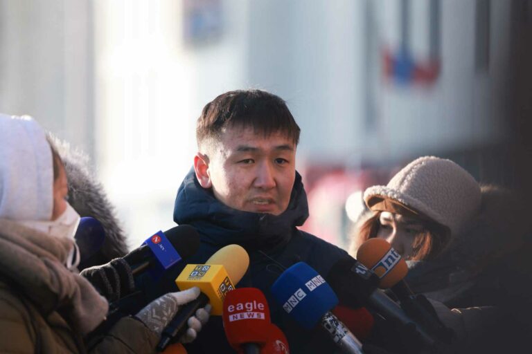 65b07af280ae7649f2a46395