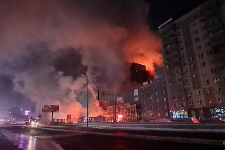 D061B99F-57D7-4C3B-BDA1-A27EEAD04B80