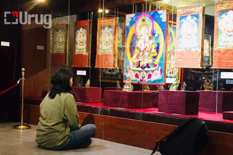 D30D4D9C-FF0D-49E8-926F-80F1C002AA85