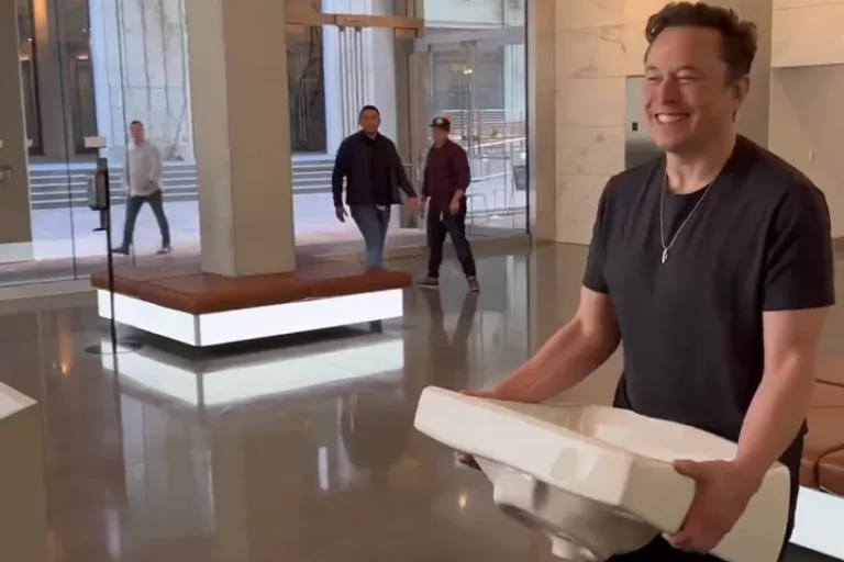 FF90DA84-3A7D-4C31-A4A5-71EDCAFE777C