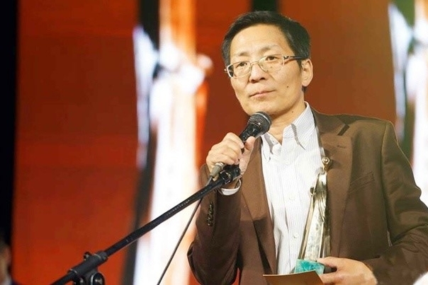 IE-XP94AQ0-MHQ2AMK-6ZFCU43-40