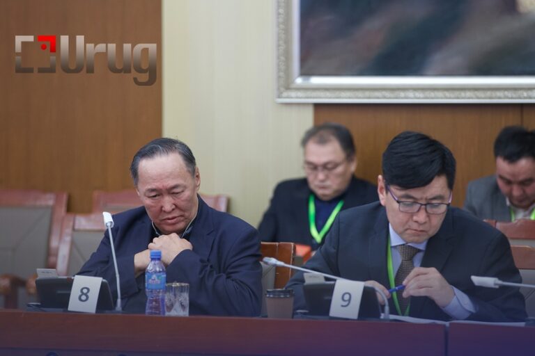 c683a02d21216e57631e1b49a621e083