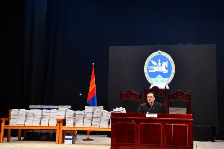 de3voplopment_bank_9oL9ATp