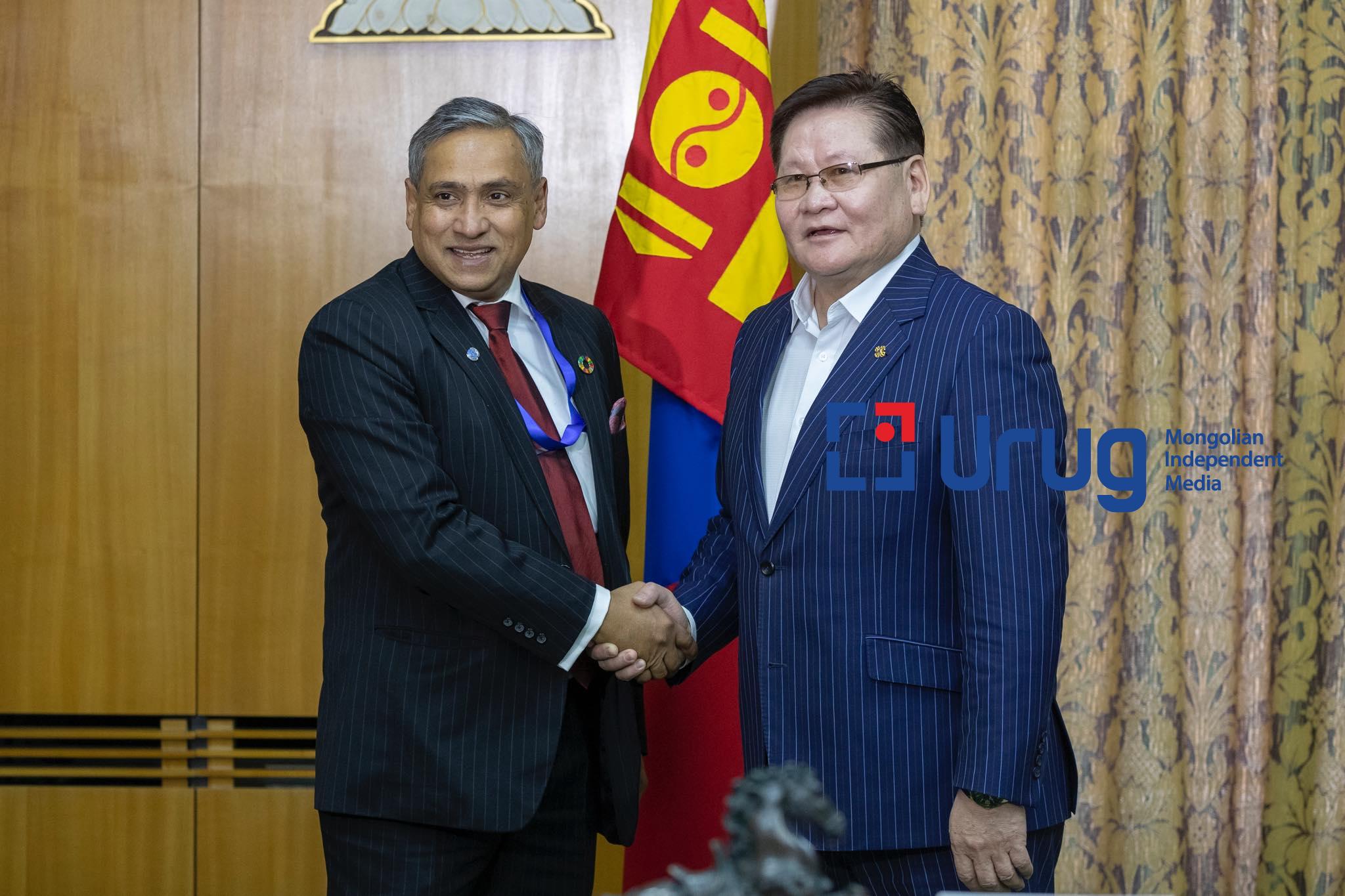 e7e6bafcf81cb9dfe6e727677d4b93e6