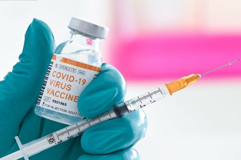 leitor_5fd3bc2c19734_Vacina-coronavirus-2