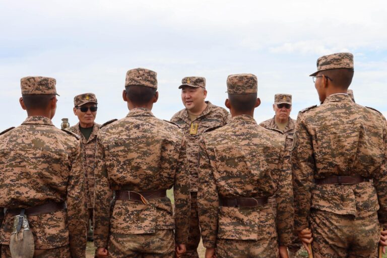 oyutan_tsereg_kh9tcl2