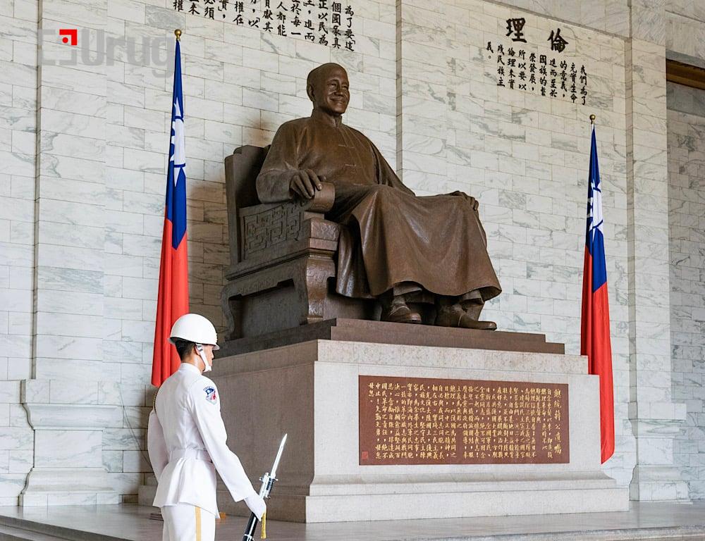 chiang kai shek hushuu