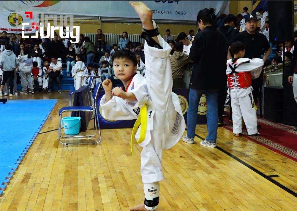 fca2d84c-94ef-46fe-8b47-26deca7c3169