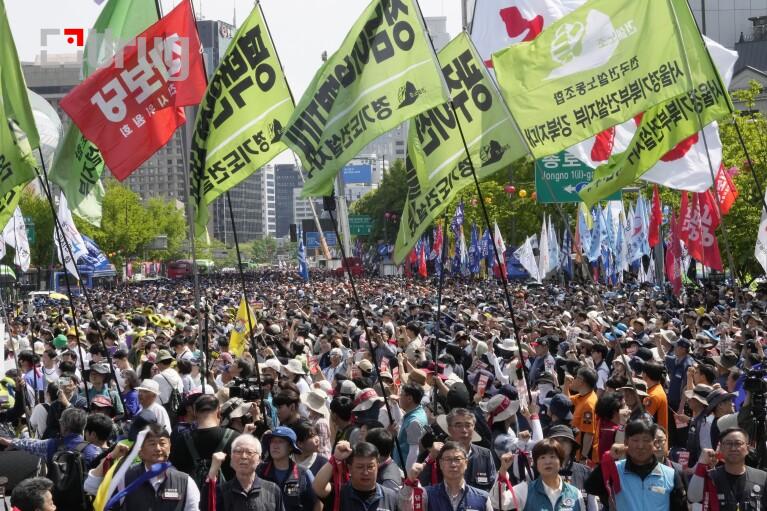 seoul protest working