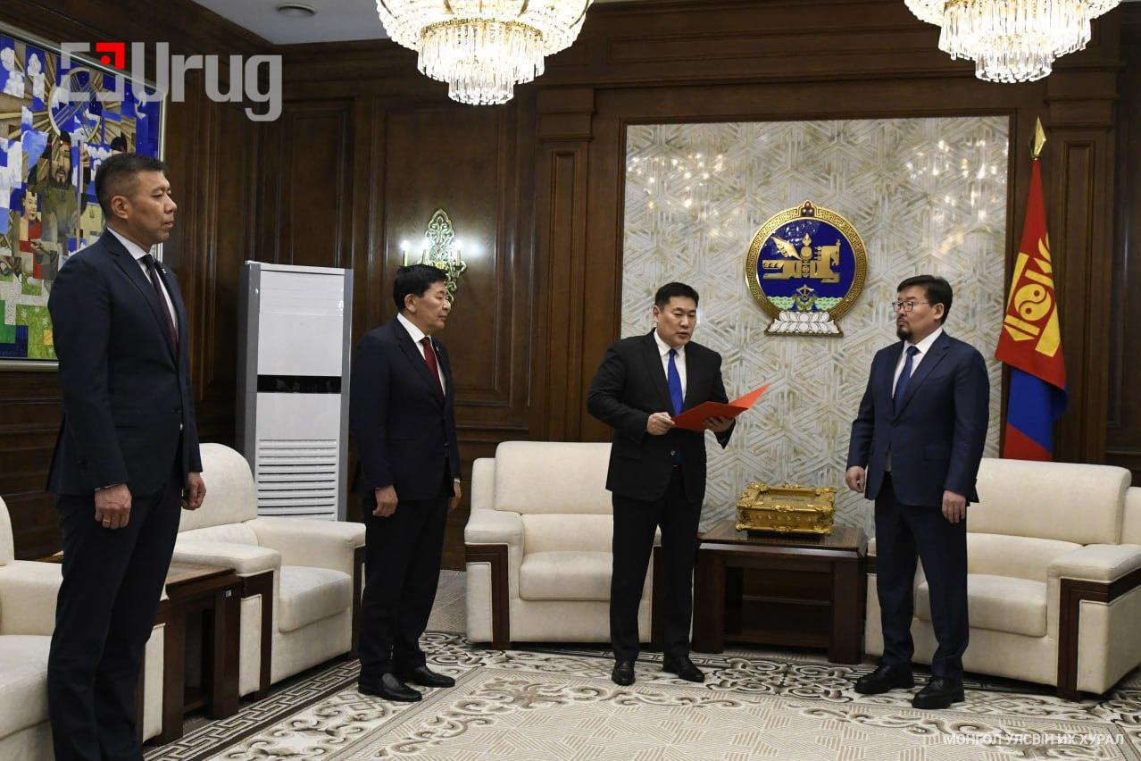 zandka dankh deegii eegii