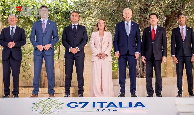 g7