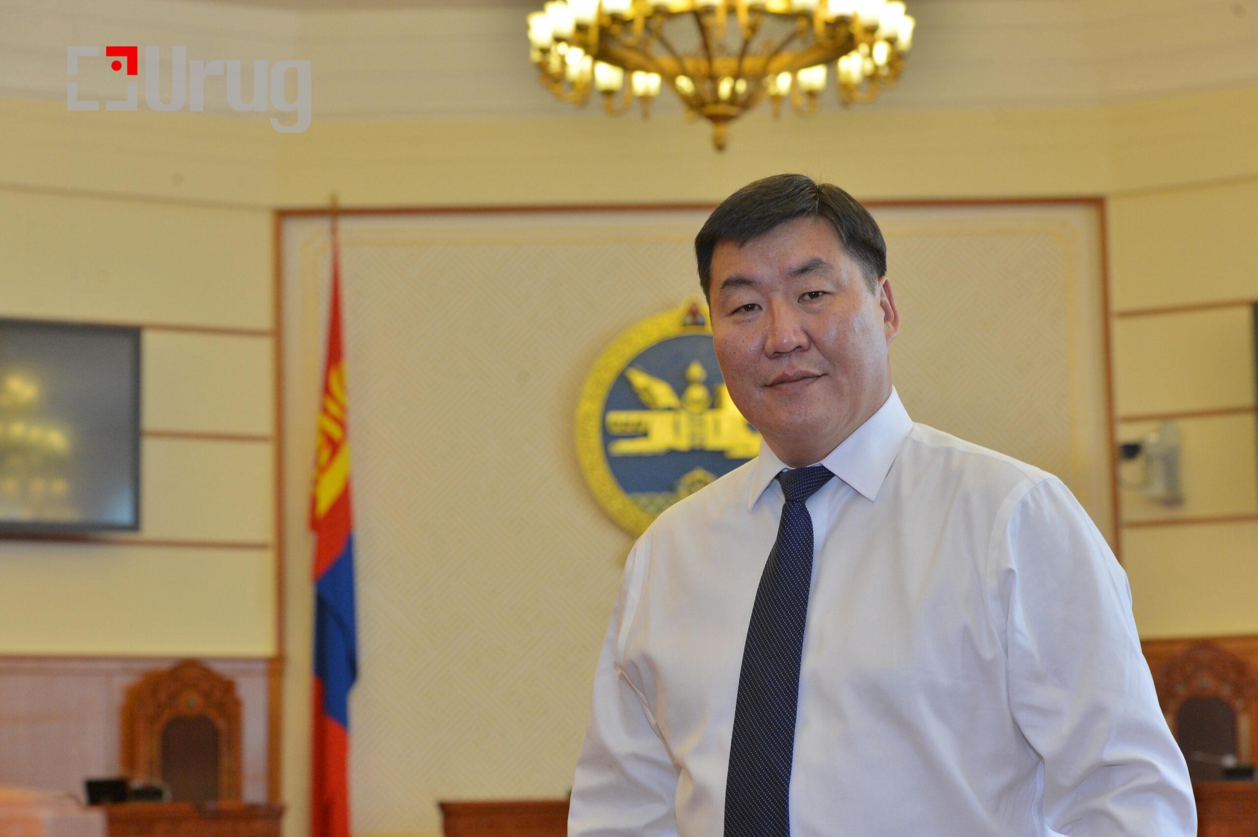 УИХгишүүн,,