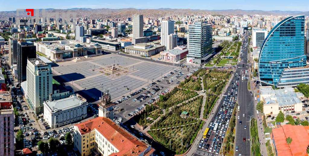 GERtoGER-GEOtourism-Mongolia-Ulaanbaatar-City-Tours-Attractions-Sukhbaatar-Square