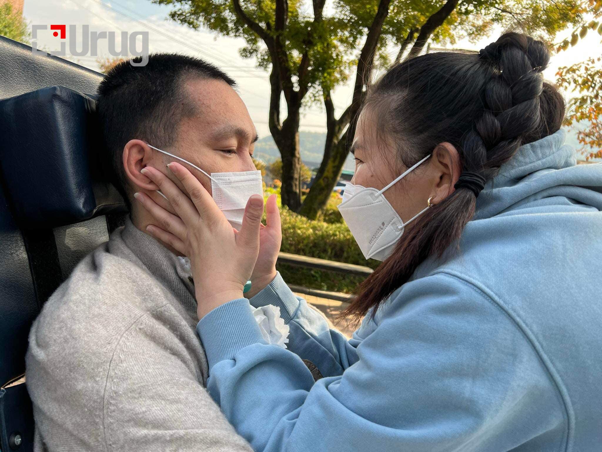 04b277ef-ce03-4ba0-b857-4a7efb6032ea