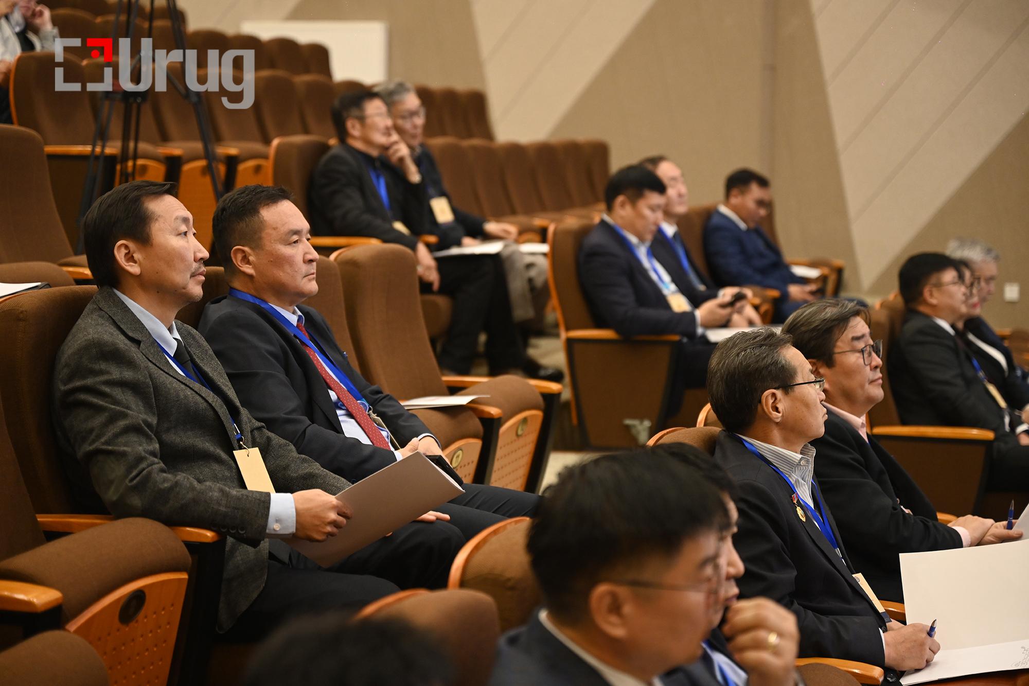 671b56a904a7f15ad621b894