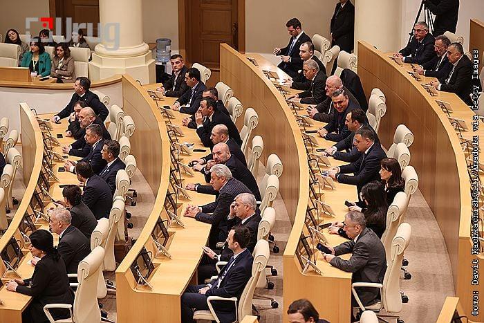 21d29691-fbb0-4380-8c55-1b12a090e047