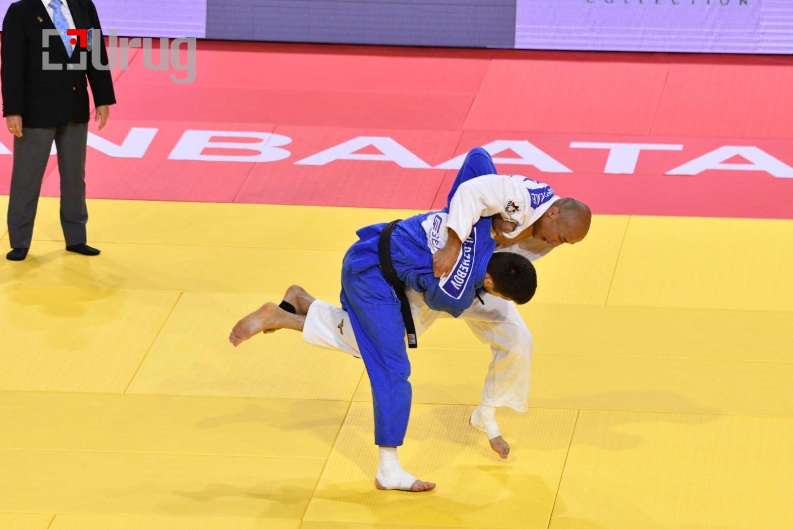 2d1268ad-13f8-4020-b8cb-b67a4da5b8b1