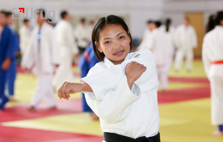 84803976de479f4cdccc96da5a40b42f