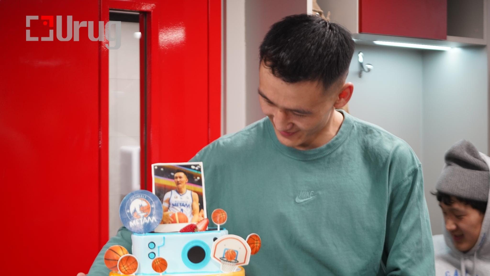 Uugan cake ruu harj bgaa