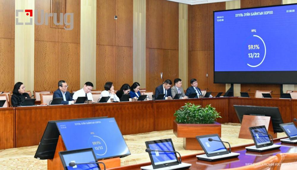 329713-16042025-1744770055-22060713-huuli