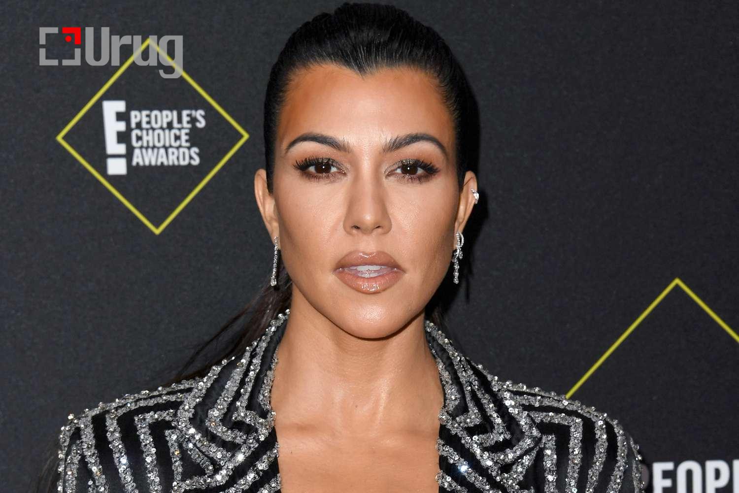 kourtney-kardashian-tout-112023-25eec4758eb74338850c5256e7be6b3a