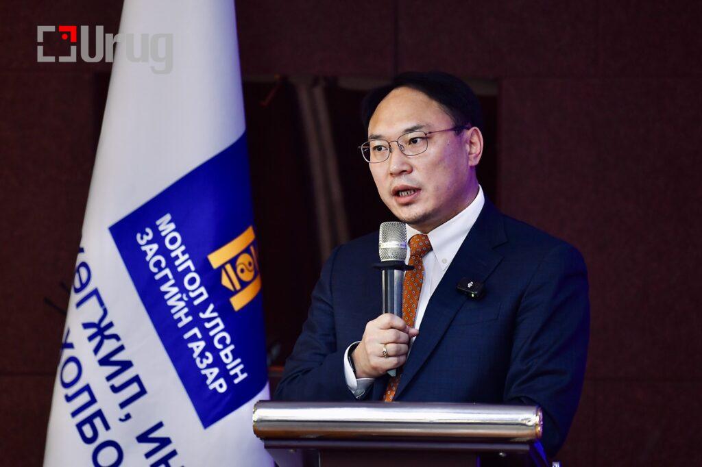 Гарын-үсэг01-1024×682