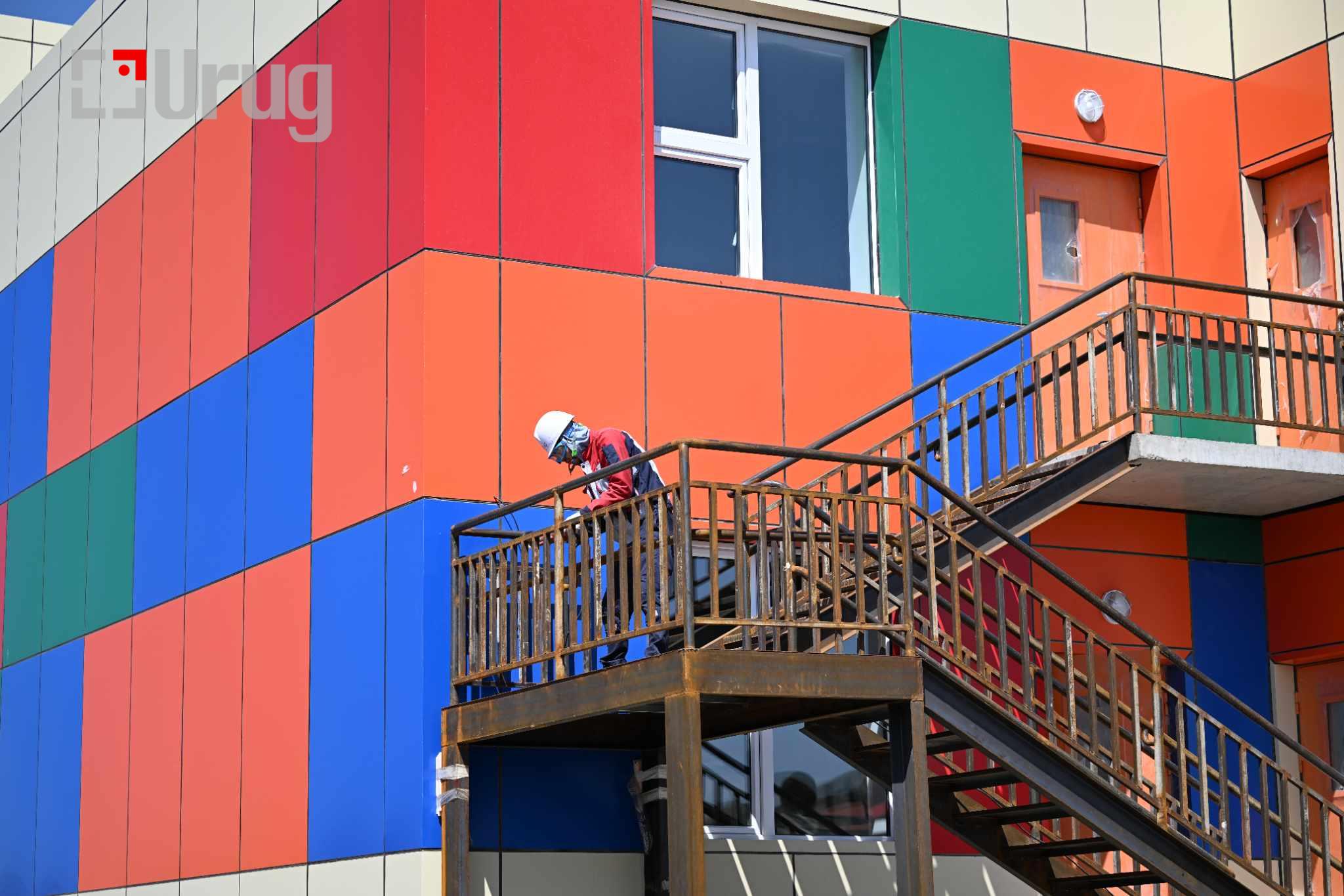 6842dbee58634c4a0f5600f4