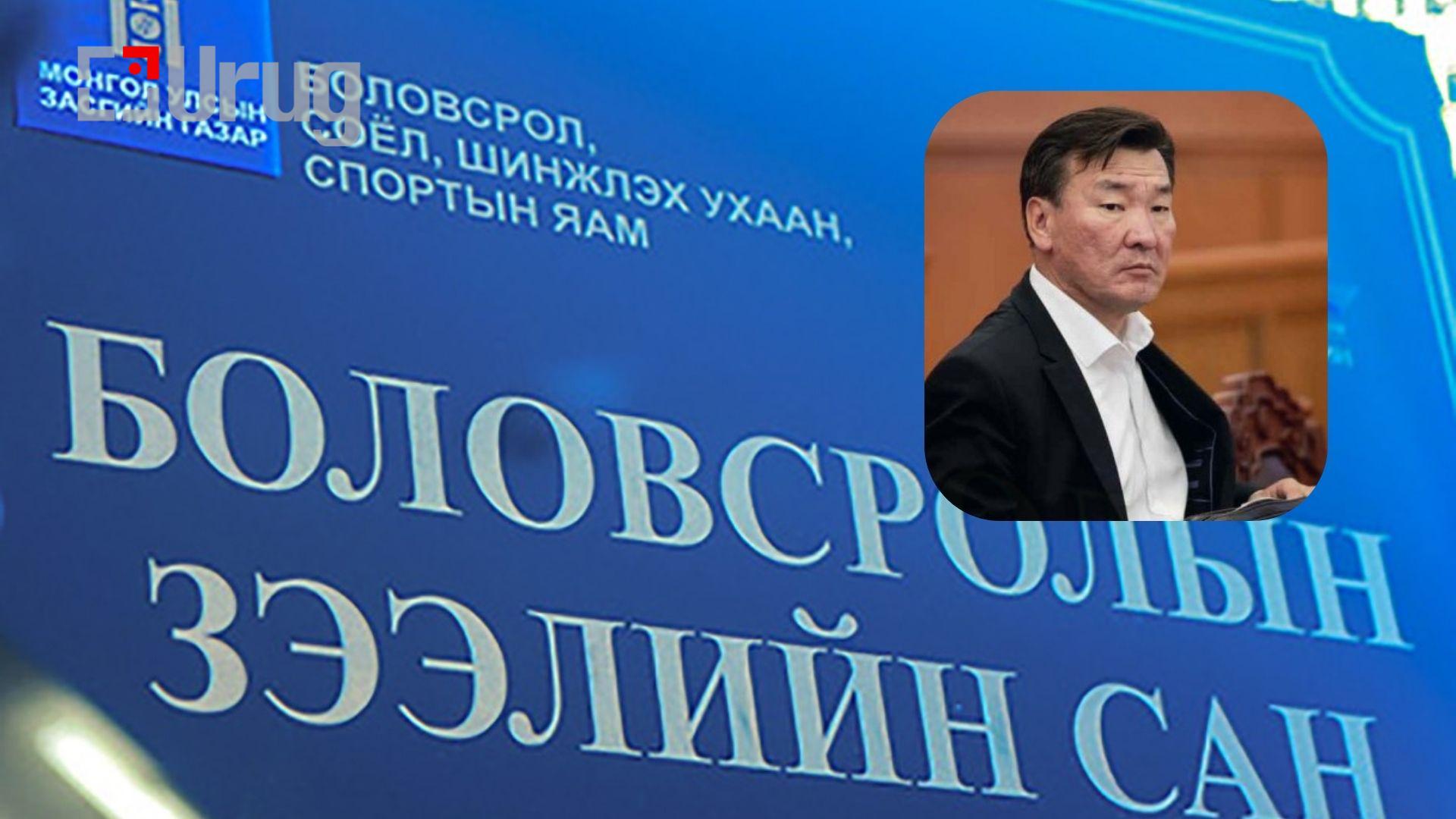 Black and White Minimal Photography Fashion History Story Presentation (1)