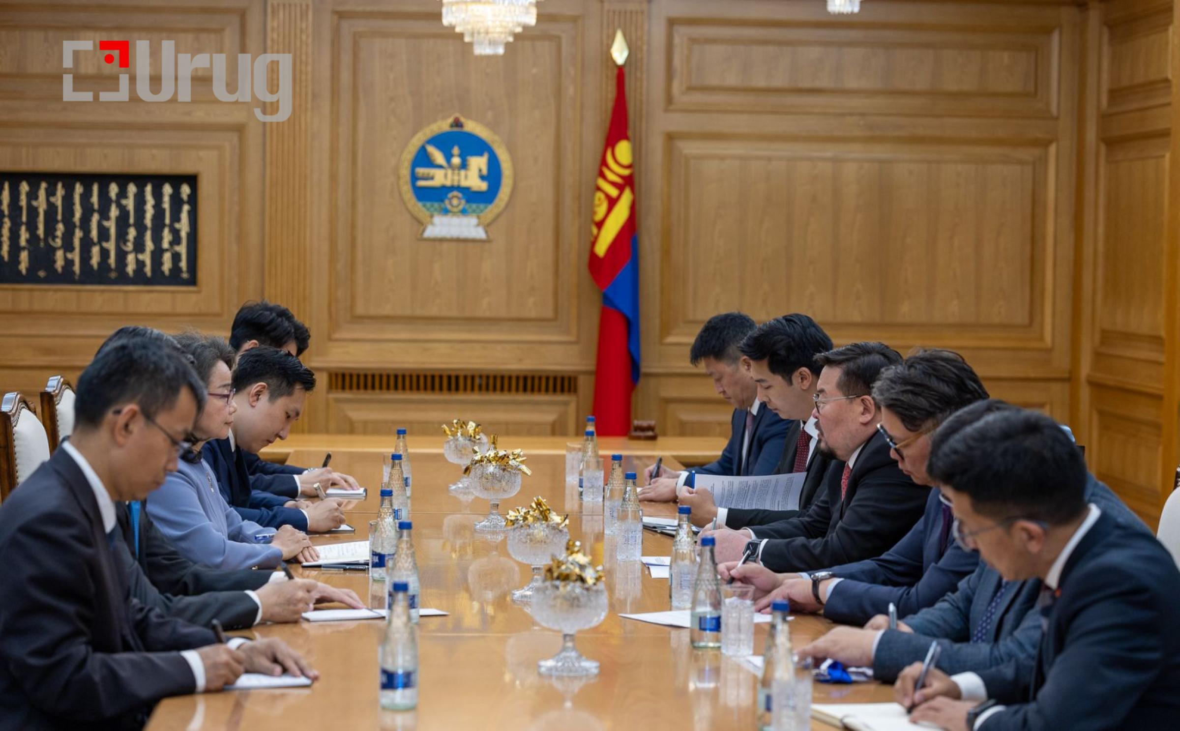 D6I4oiWDwMLfn2zqttc3