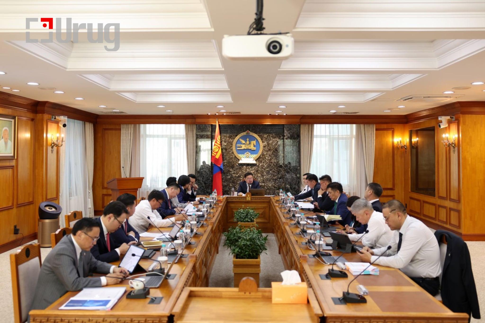 ec9a2308-c6d3-4aa8-a6f7-70ce27bf6e1e