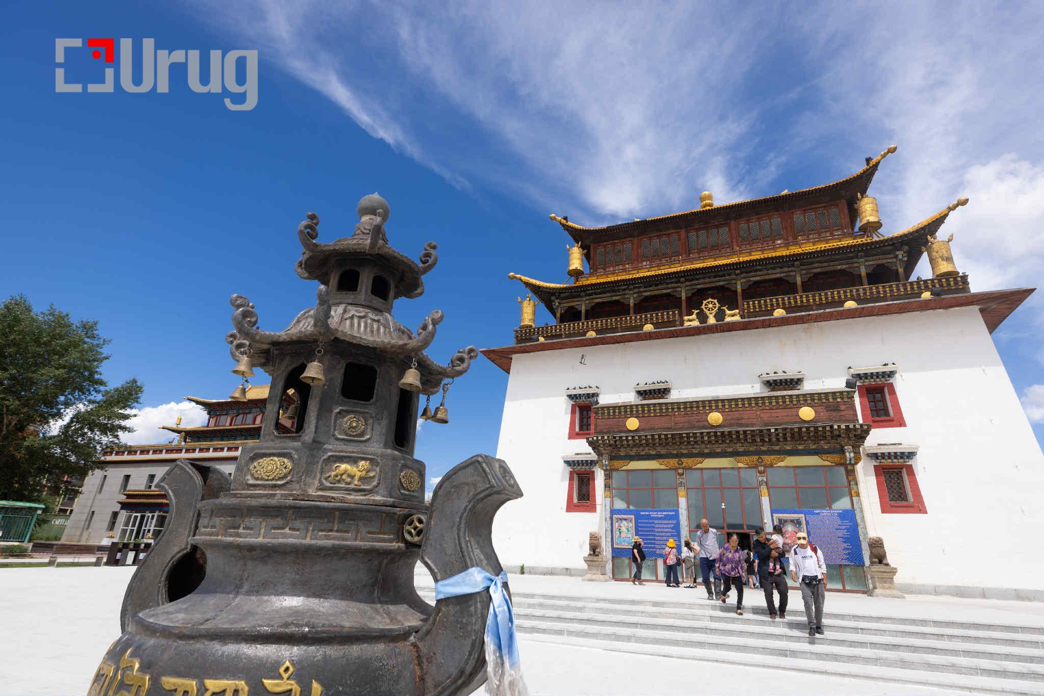 12381077-b9d7-4ec8-9390-53f93e593cfc