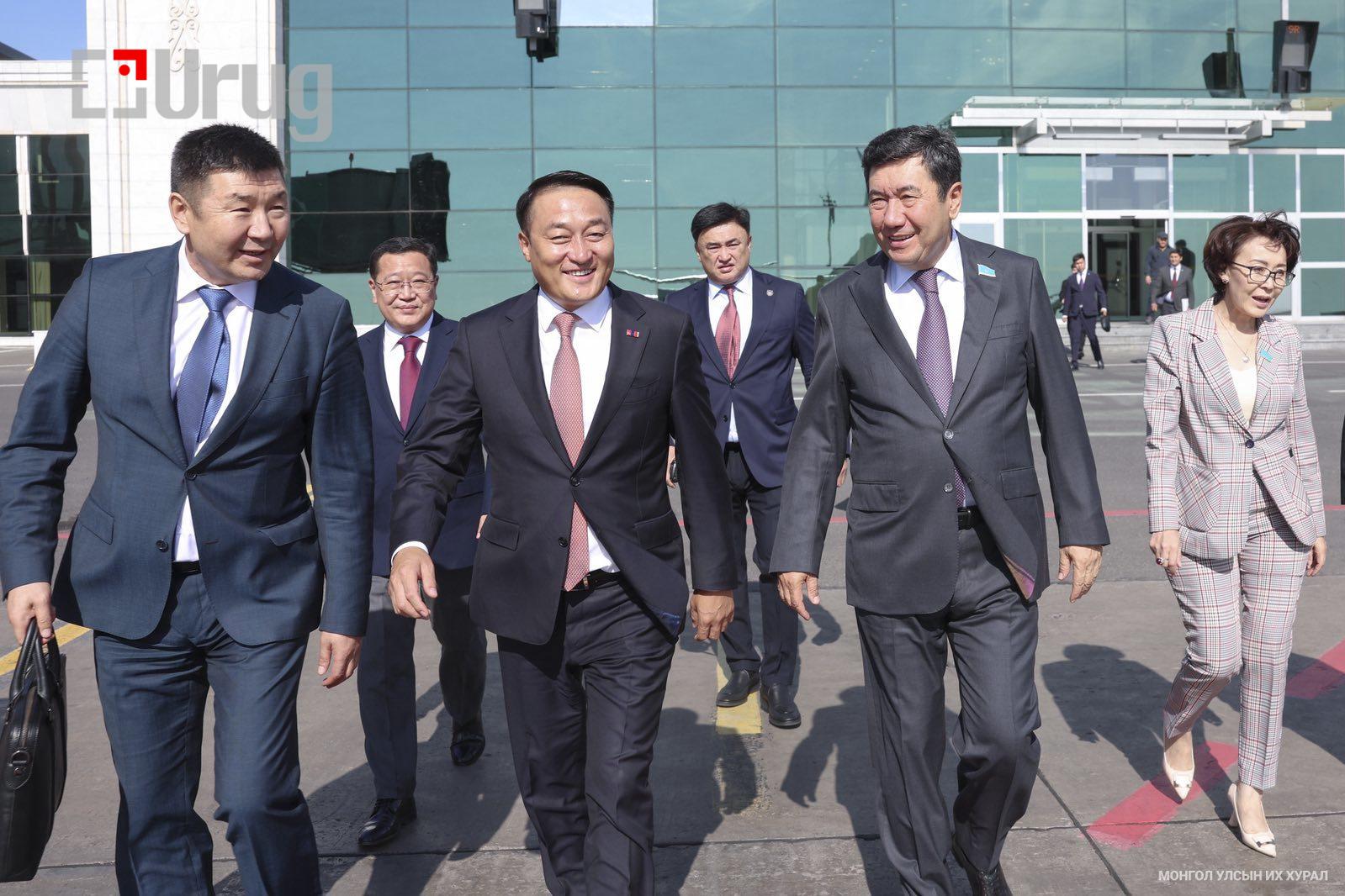 a09b53817c6b49f6ad6669c79550056a