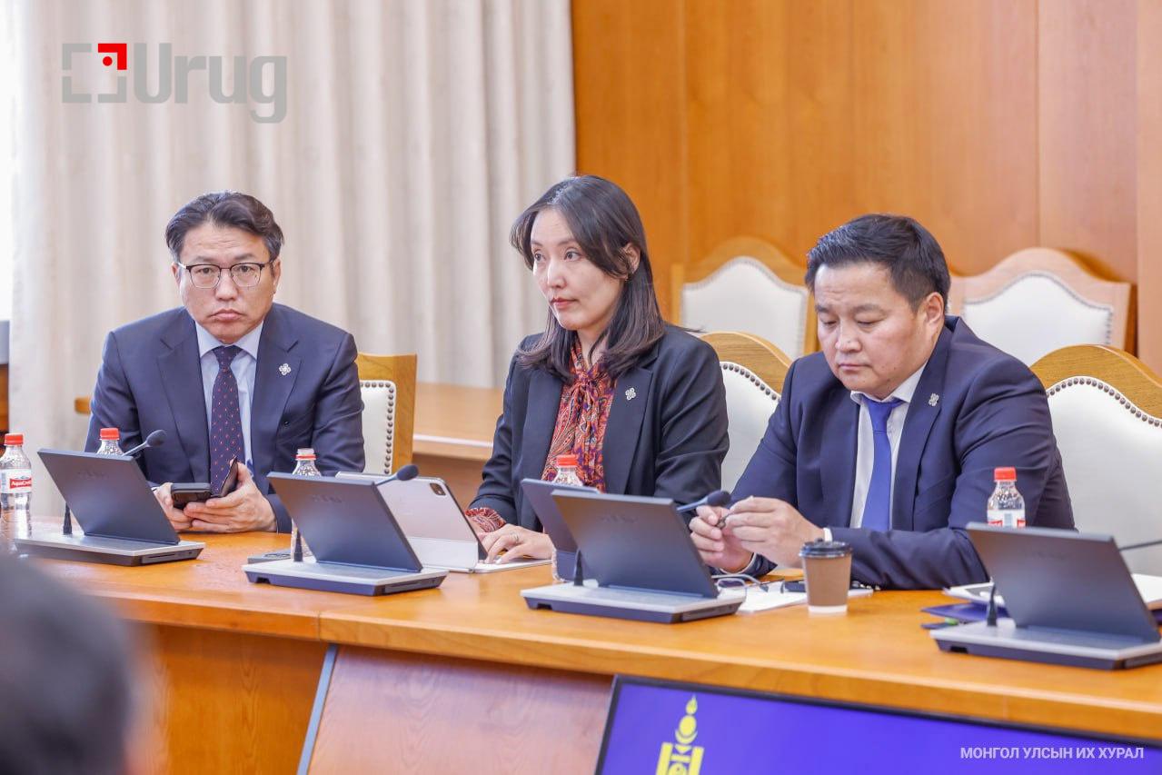 25398a8bb0cb4f56bcb4d95338e2a8e4