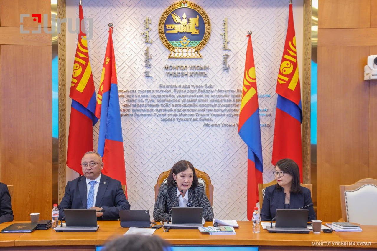 79e6ef22ee154b8ebccfcceb7dffce1d