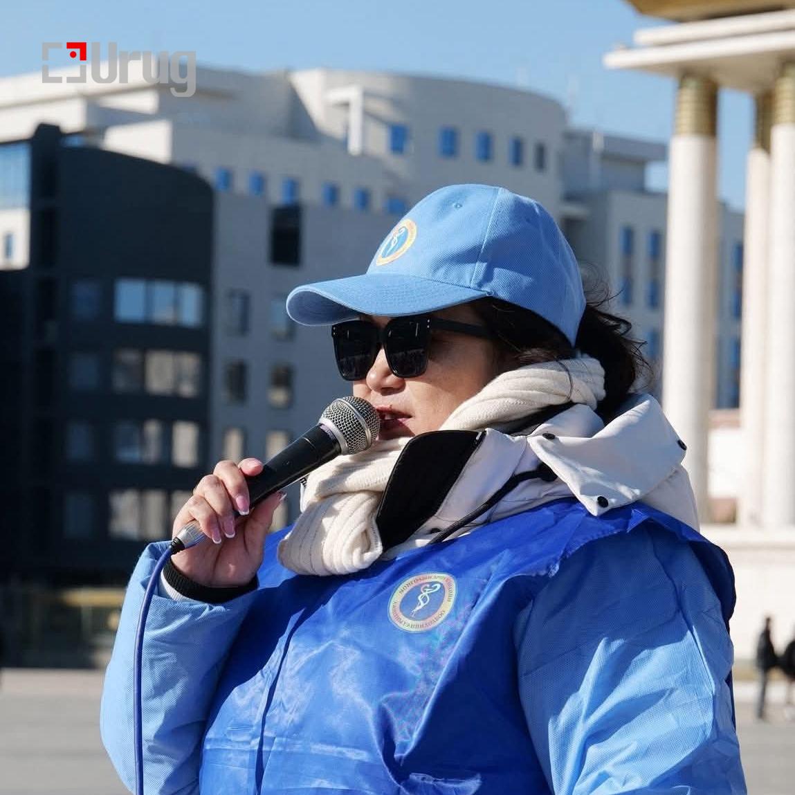 Picsart_25-10-26_22-53-27-287