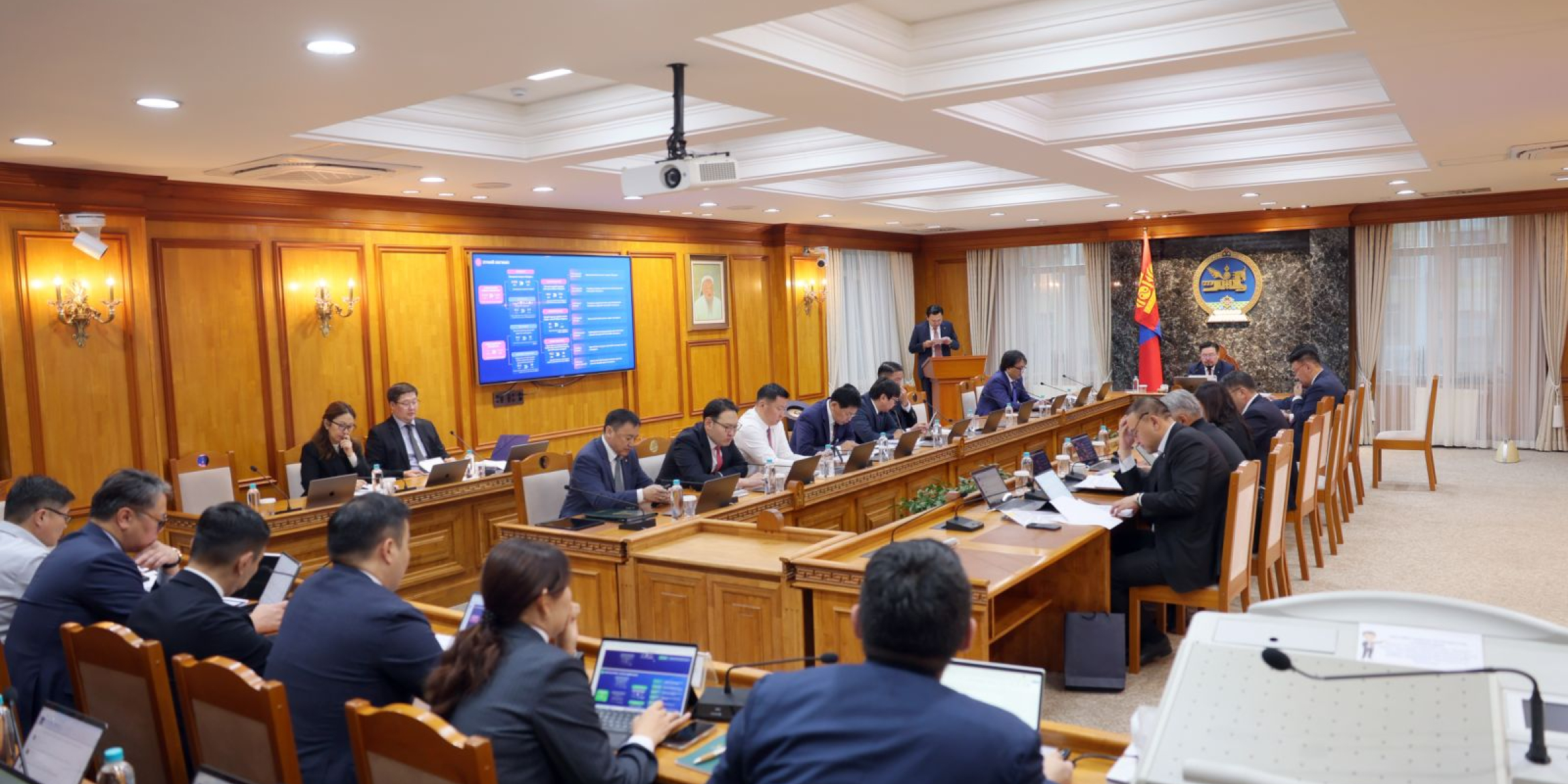 E9RBTsyl3FuDLEqfFN2i