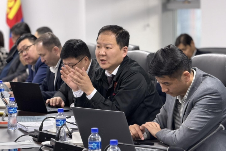 698d81f8e337fe7967a3121d